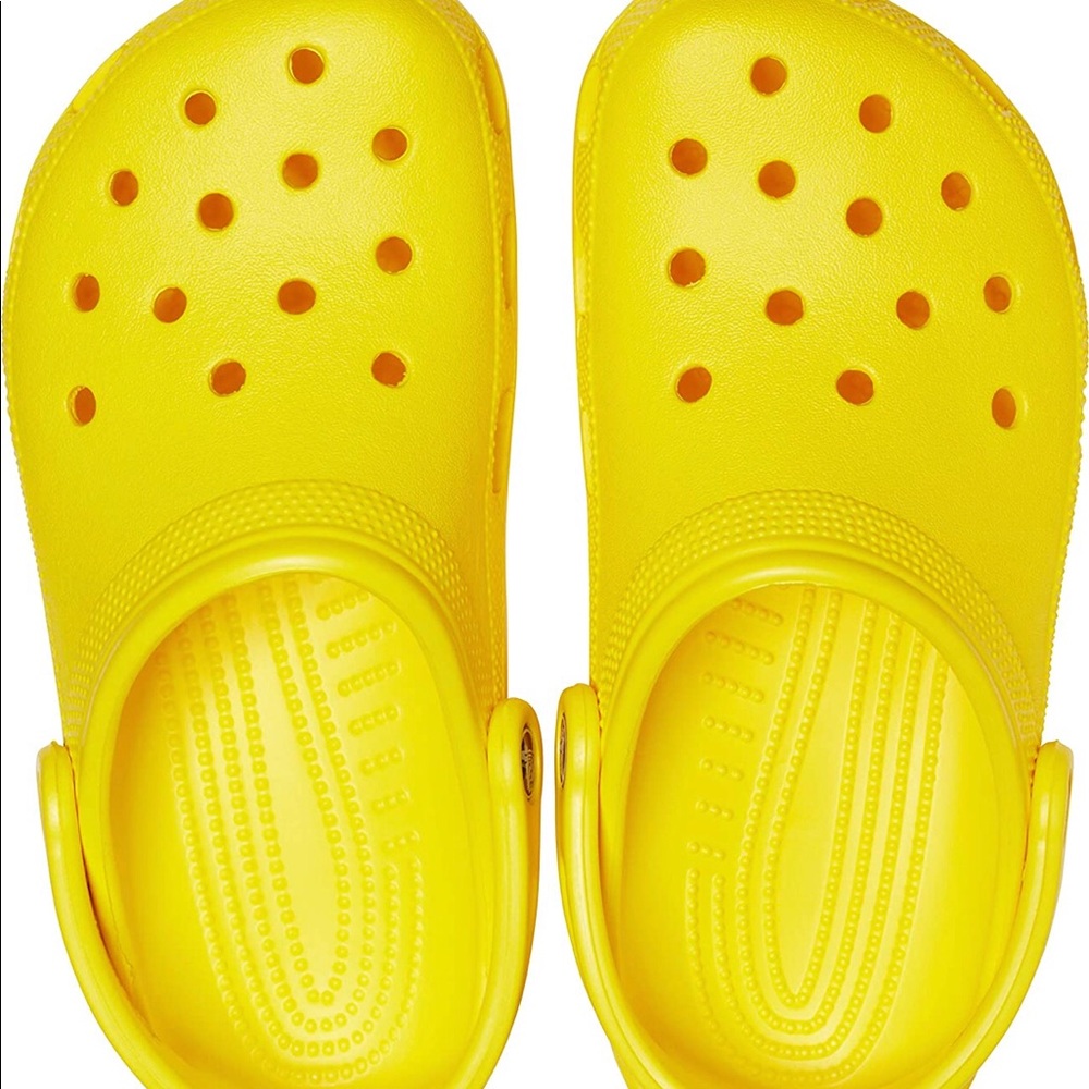 NWT Yellow Crocs size 8 for women